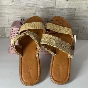 NWT sandals